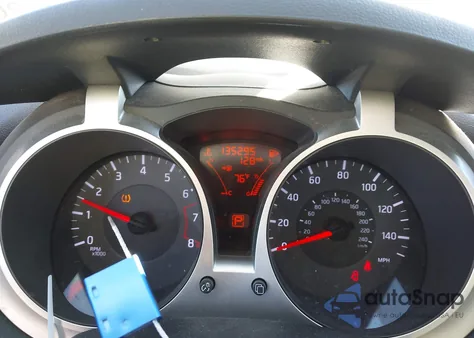 2011 Nissan Juke Sv z USA, uszkodzony, nr VIN JN8AF5MR5BT023398